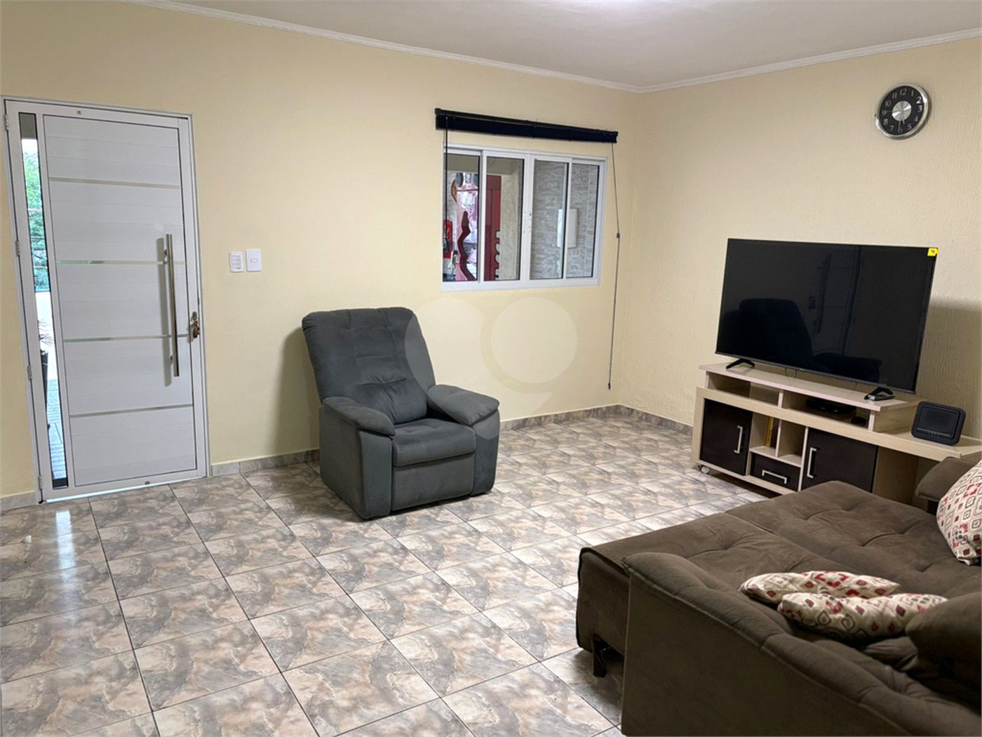 Oportunidade Casa Terrea e Ampla com 173 m² e Quintal e Área Gourmet JARDIM ARICANDUVA