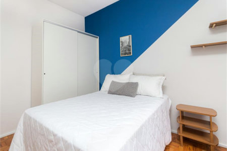 Excelente oportunidade para reformar e ficar com o apartamento dos seus sonhos!