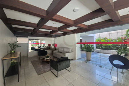 Apartamento Mobiliado, e Aconchegante, Bem Localizado
