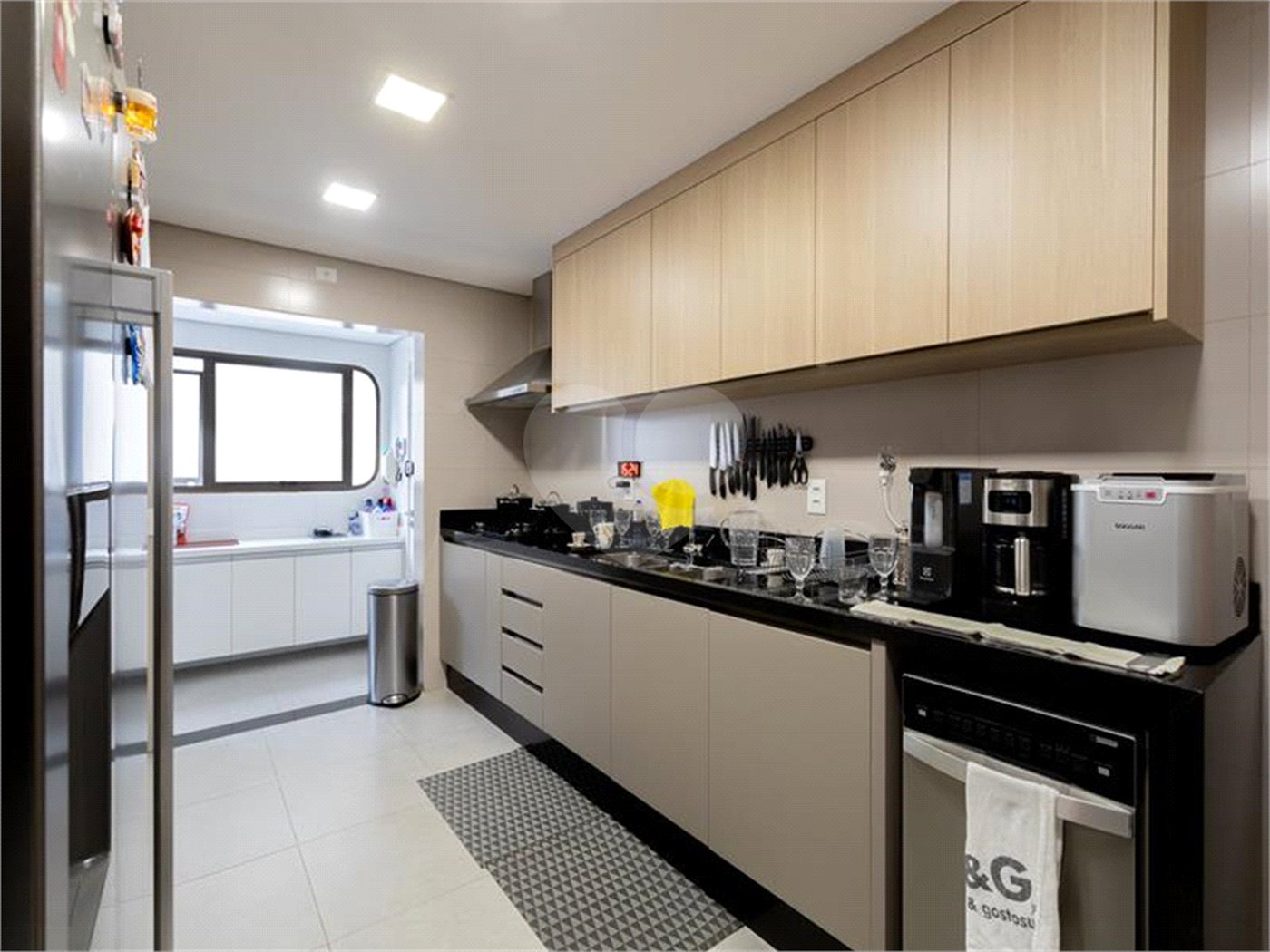 Apartamento a venda nos Jardins 262 m2, 3 suites e 3 vagas