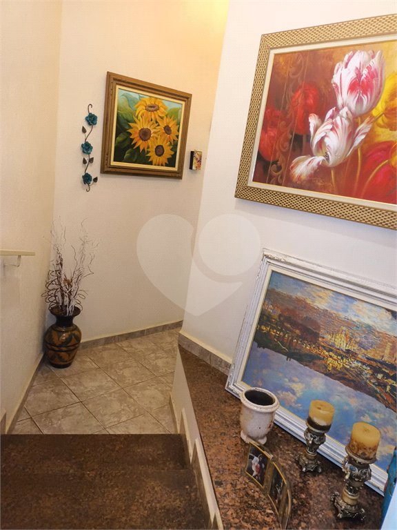 Linda casa em ótima localização!!