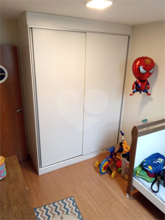 Apartamento no Condomínio Mont Everest.