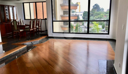 Apartamento à venda com 4 quartos, sendo 2 suítes, em Bosque da Saúde, São Paulo, SP