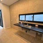 Casa á venda no condomínio Damha IV