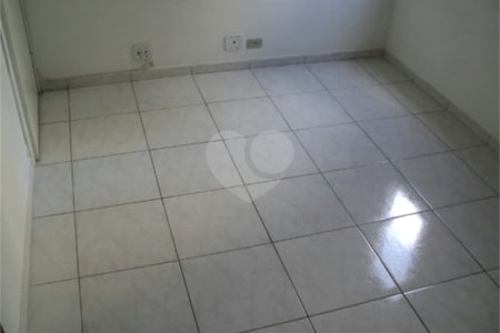 Apartamento com 32m² na região da Bela Vista em São Paulo - SP.