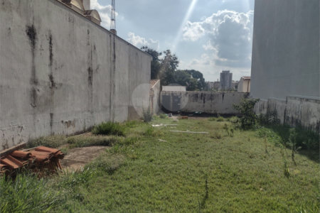 Terreno á venda no Jardim Paraíso