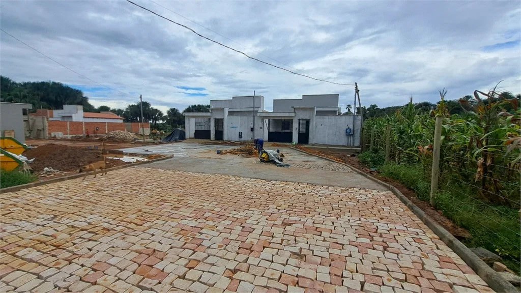 Casa à venda com 2 quartos, sendo 1 suíte,  em Catumbi, Balsas, MA