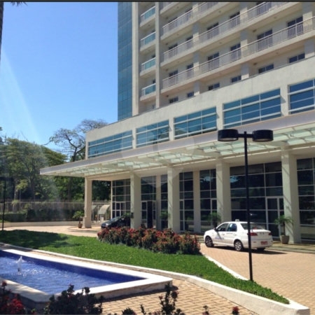 Otima sala comercial com sacada e uma vaga para auto no Nova América Office em Santo Amaro.