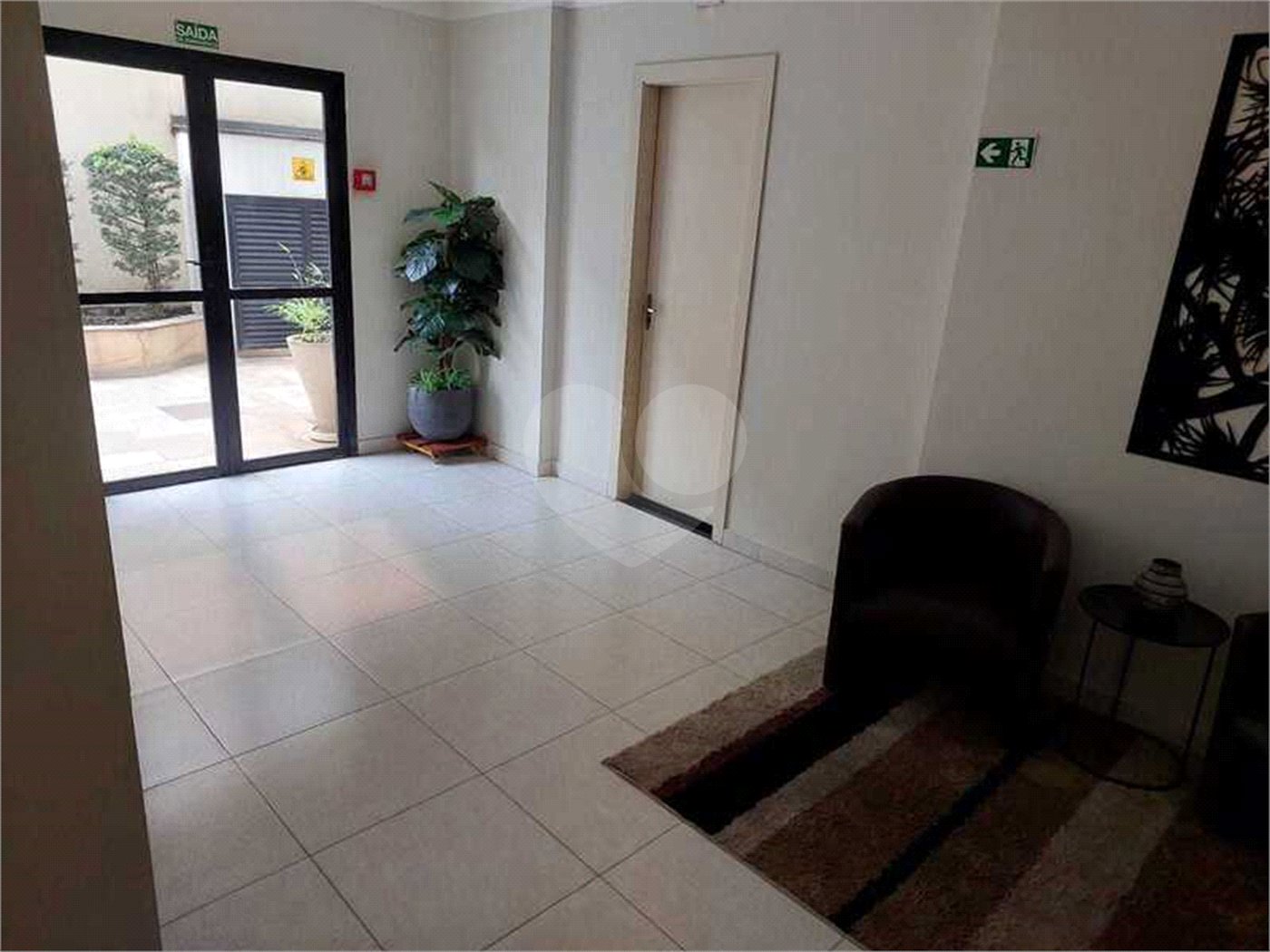 APARTAMENTO COM 125 M2 3 DORMITORIOS, SALA E COZINHA AMPLAS E 3 VAGAS DE GARAGEM. À VENDA EM SANTANA