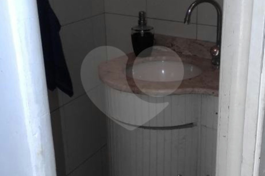 CASA 03 QUARTOS+01 ESCRITÓRIO+ DEPENDÊNCIA DE EMPREGADA COMPLETA - BAIRRO SANTANA!!!