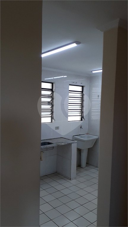 Apartamento á venda, com 03 Dormitórios, em São Carlos.