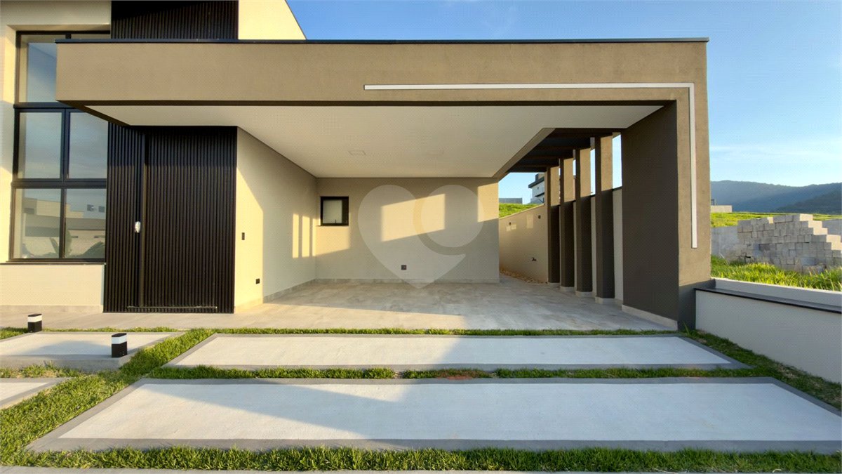 Casa térrea 3 dormitórios (3 suítes), espaço gourmet, piscina, 2 vagas garagem, condomínio fechado com ampla área lazer