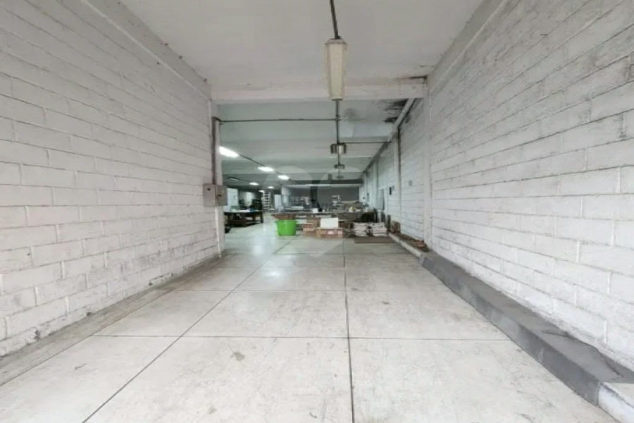 Excelente Galpão de 1.000 M² divididos em dois pavimentos de 500 M²