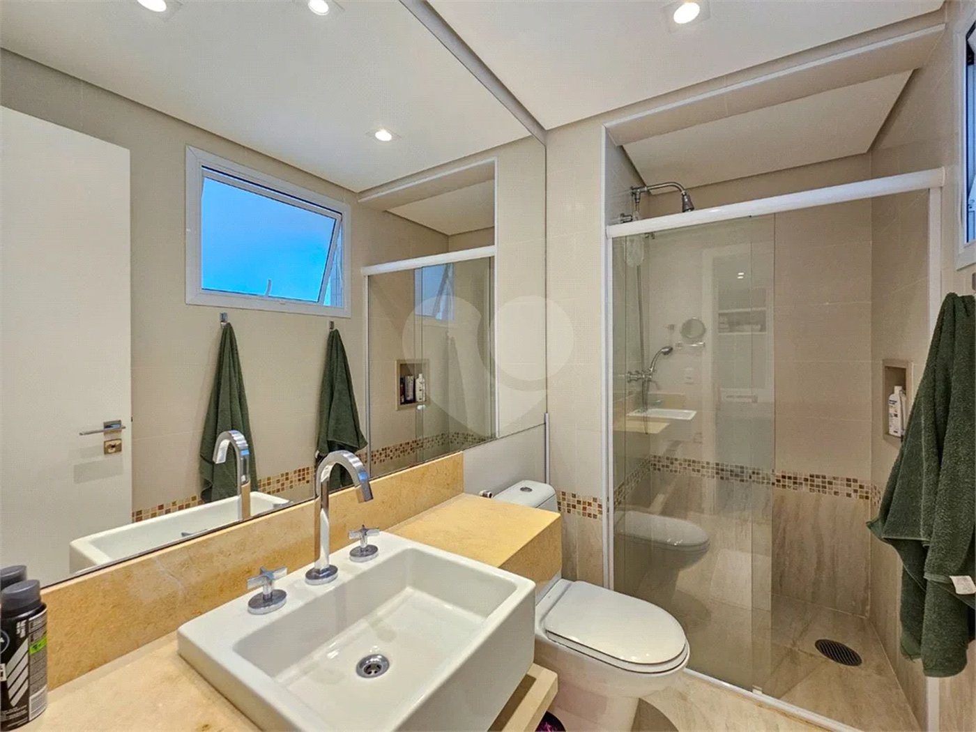 Apartamento à venda com 4 suítes em Riviera de São Lourenço, Bertioga, SP