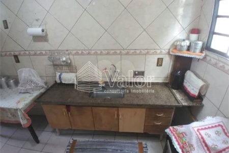 Casa Terreá á Venda.