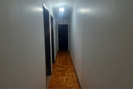 Sobrado à venda com 3 quartos, sendo 1 suíte,  em Jardim Sarah, São Paulo, SP