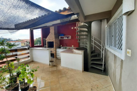 Sobrado à venda com 3 quartos, sendo 1 suíte, em Jardim Ester, São Paulo, SP
