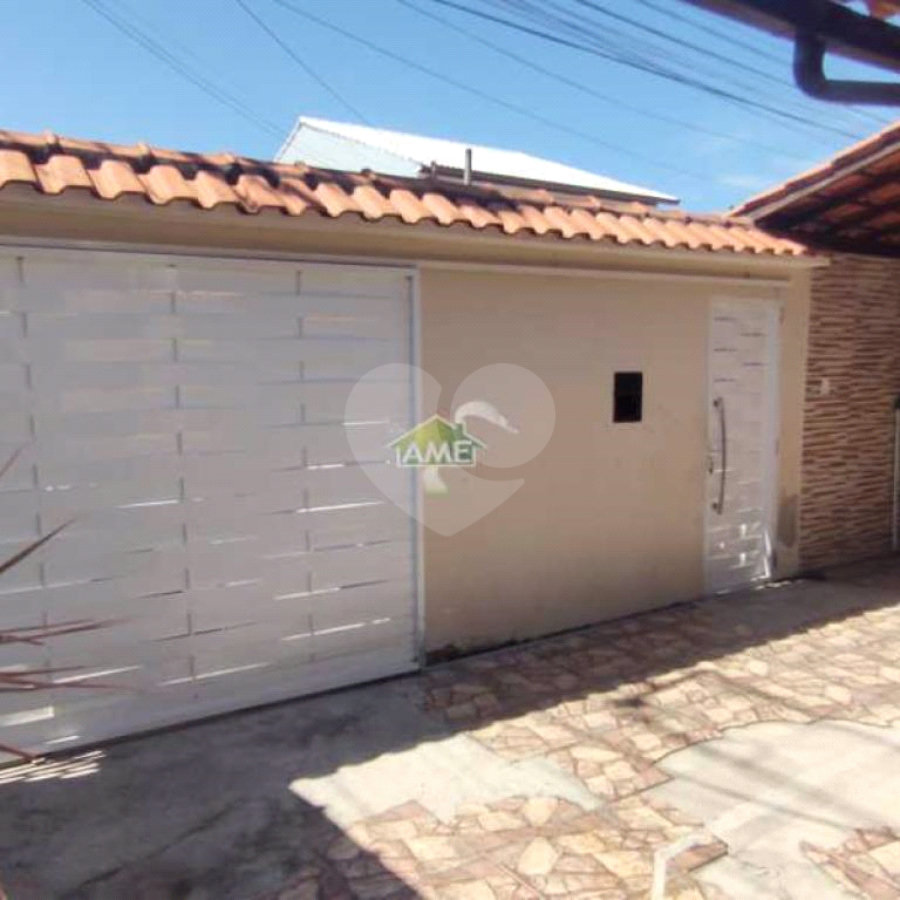 EXCELENTE CASA LINEAR DO BAIRRO SALIM PROXIMO A PADARIA DO JUAN ! 3 quartos (sendo 2 suítes)