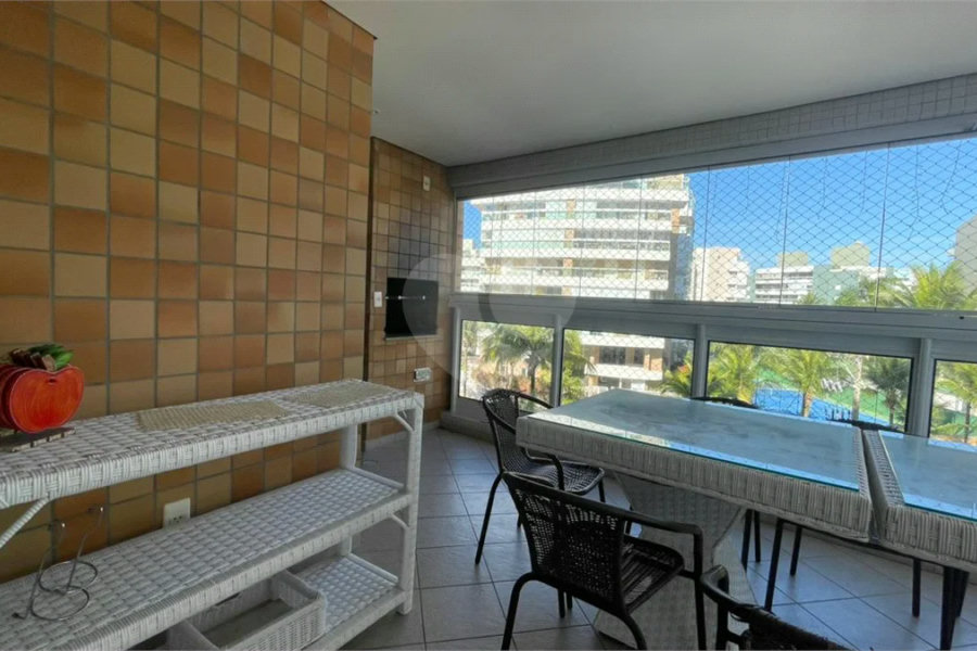 Apartamento à venda ou para alugar com 3 quartos, sendo 1 suíte,  em Riviera de São Lourenço, Bertioga, SP