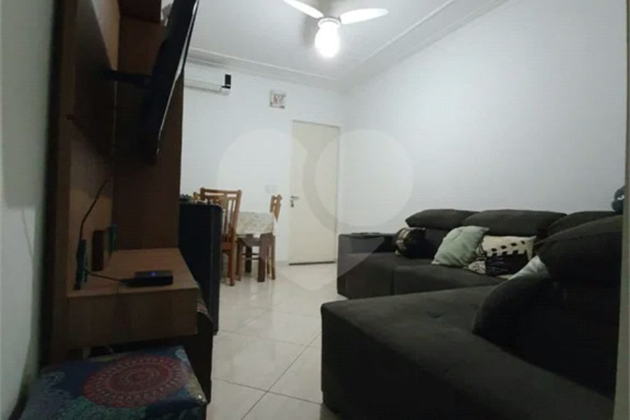 Apartamento condomínio Engenho Resende