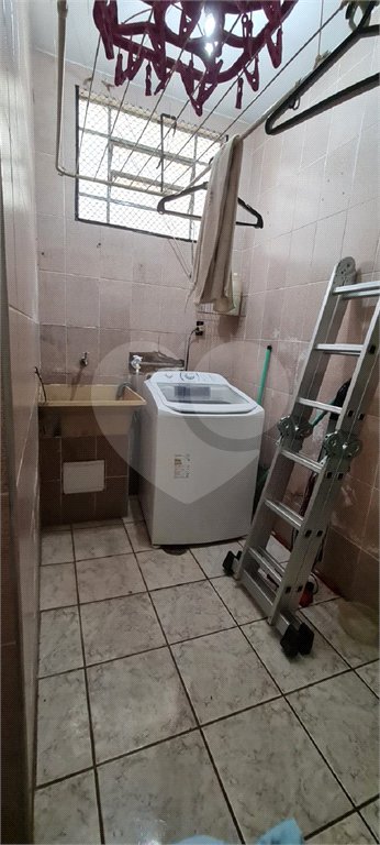 Casa térrea para venda em Araraquara.