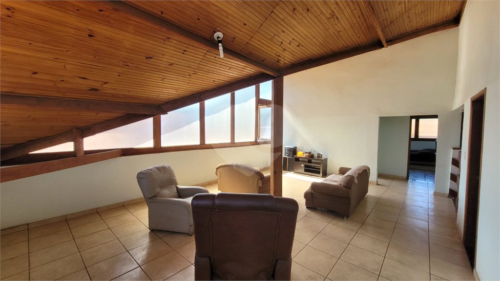 Casa em Condomínio, no Parque Sabará