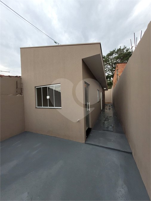 SUA CASA NOVA ESPERA POR VOCÊ!