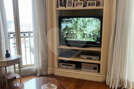 Apartamento à venda com 4 suítes em Santa Cecília, São Paulo, SP