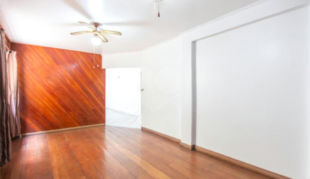 Casa à venda com 3 quartos, sendo 1 suíte,  em Km 18, Osasco, SP