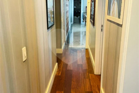 Apartamento à venda Mooca, 149m², andar alto, 3 suítes, 2 vagas, varanda gourmet, lazer
