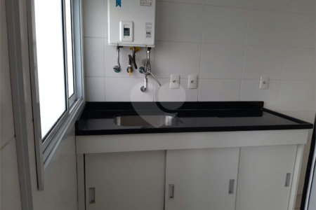 Vende-se Apartamento no Ipiranga — 3 dormitórios e 2 vagas