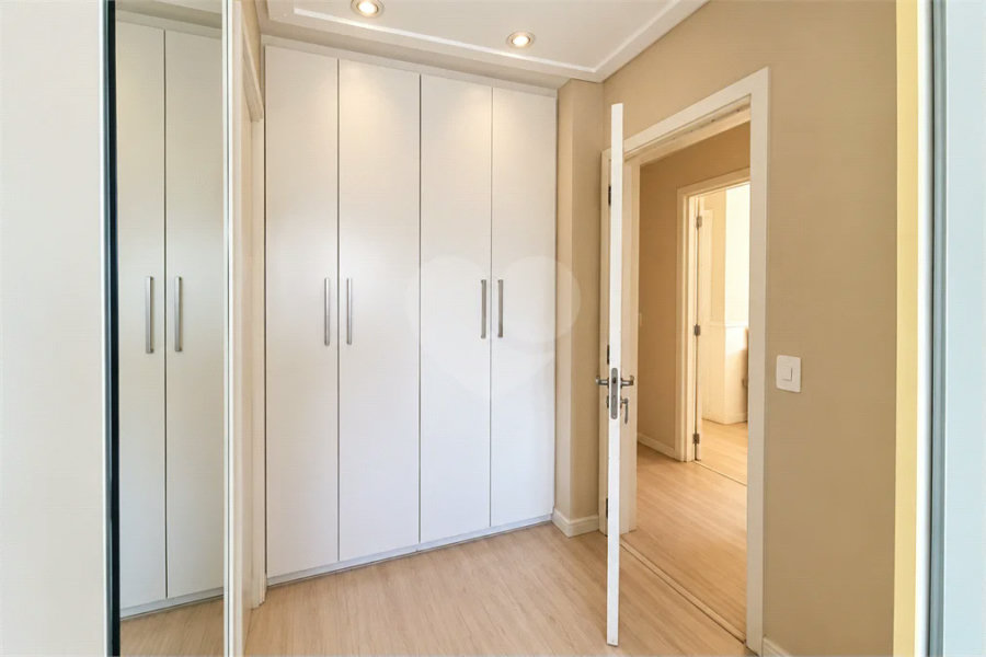 Vila Olímpia - | 128 m² | 3 Suítes | 4 Vagas - Condomínio Clube