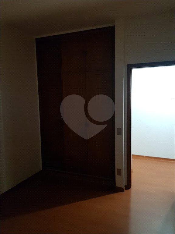 Apartamento no Edifício Winston Monteiro Ricetti