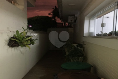 Maravilhosa casa ampla e térrea na região do Estância Suiça