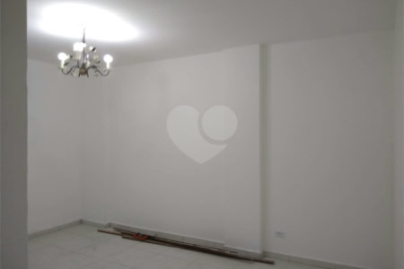 Apartamento a venda em Bras,50mts São Paulo SP