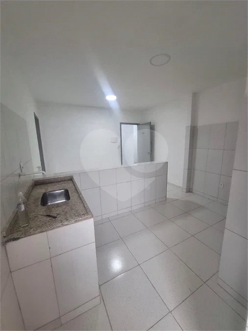 SOBRADO TIPO APARTAMENTO COM 1 QUARTO PARA LOCAÇÃO 38m² - SANTÍSSIMO