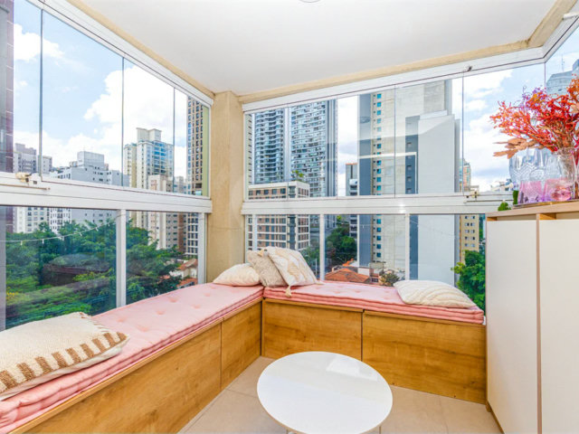 Apartamento à venda com 2 quartos, sendo 1 suíte,  em Brooklin, São Paulo, SP
