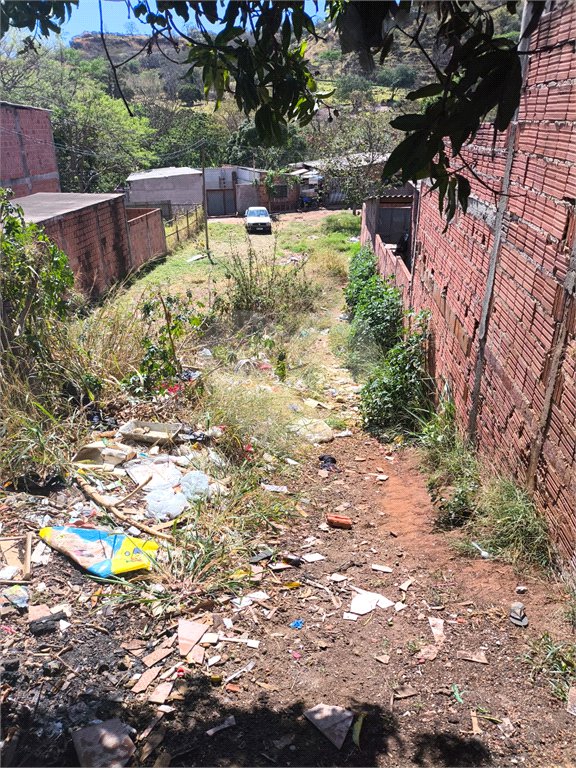 Terreno a venda no Cidade Aracy 2