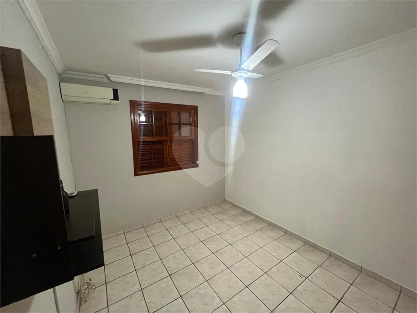 Casa Assobradada à Venda – Conforto, Excelente Acabamento e Localização Central