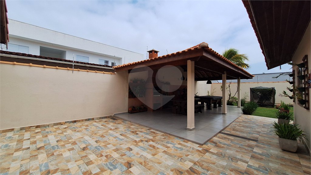 Casa térrea á venda - Peruíbe