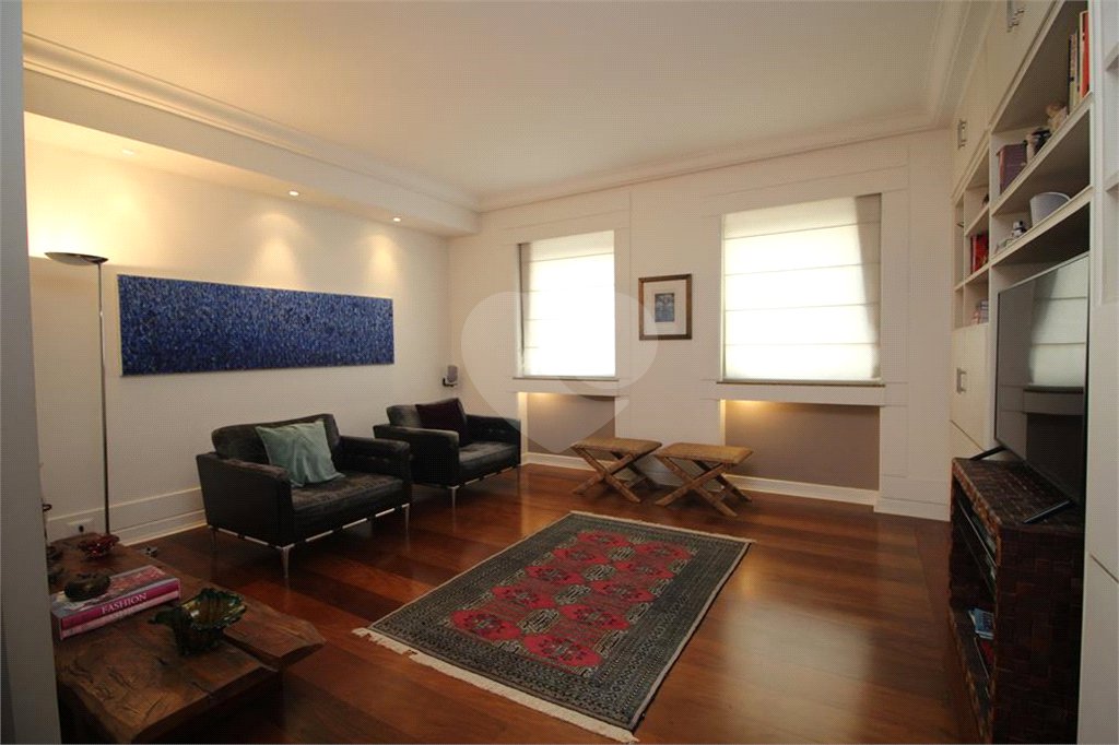 Casa à venda com 6 quartos, sendo 1 suíte, em Brooklin, São Paulo, SP