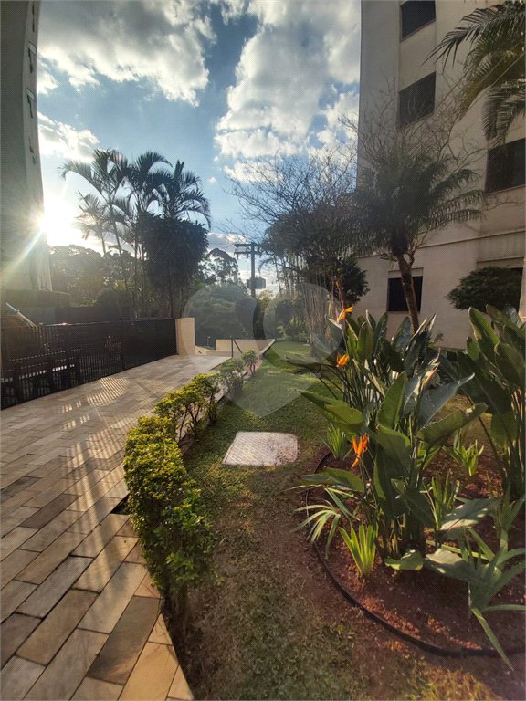 Apartamento à venda no condomínio Torres do Taboão, com 56m²