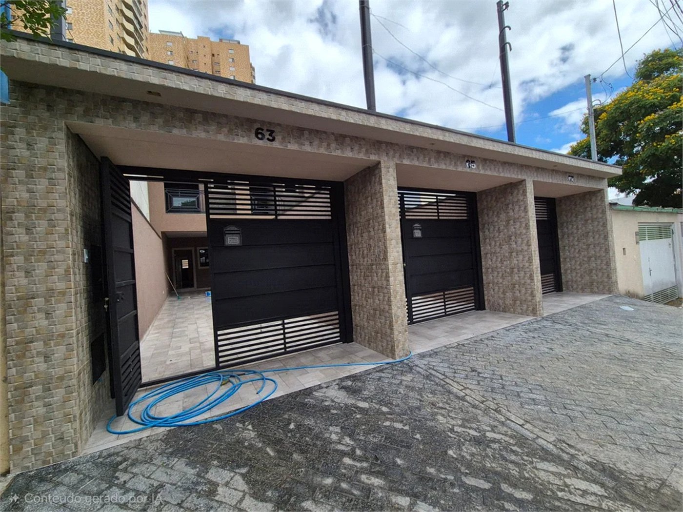 Sobrado à venda com 2 suítes em Vila Polopoli, São Paulo, SP