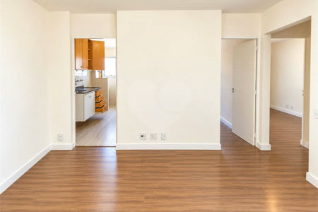 Apartamento de 44 m² com 2 dormitórios, varanda integrada e 1 vaga na Vila Guarani