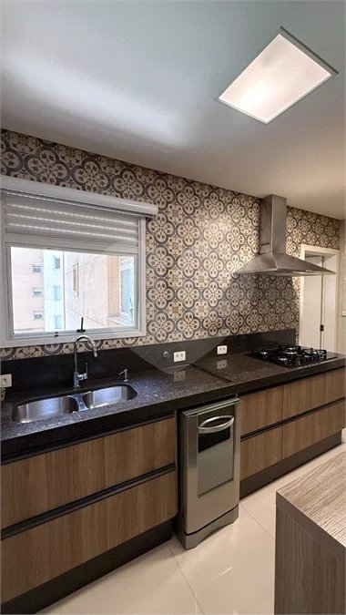 Apartamento totalmente mobiliado, com 02 suítes, 2 vagas de garagem 112m² a venda Vila Mascote.