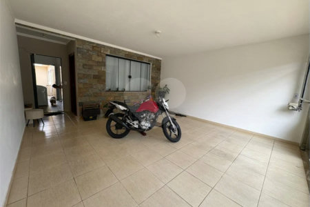CASA NO JARDIM ACAPUCO