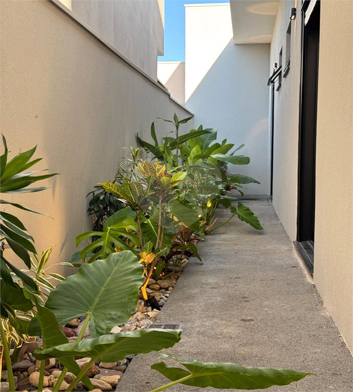 Casa 3 suítes no condomínio Faixa Azul