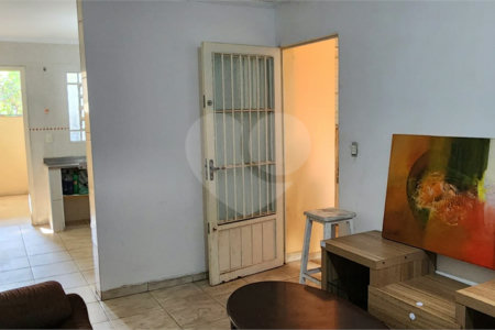 Casa térrea com duas edículas para venda - Saúde, SP.