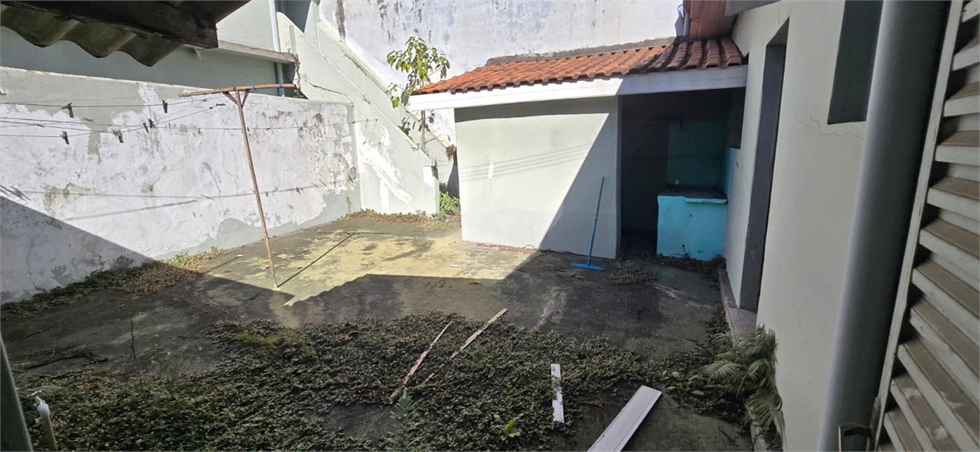 Casa antiga a venda