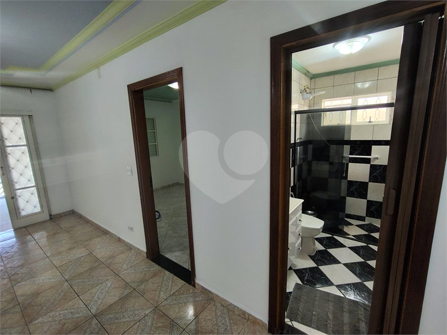 Casa ampla com 3 Quartos e 1 Suíte